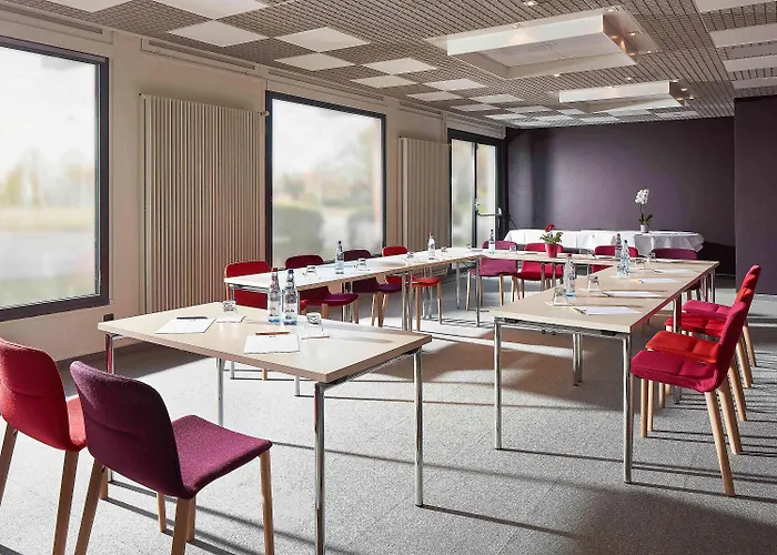 Western Expo Szálloda 3*