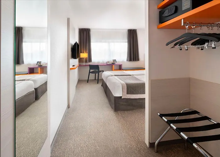 Szálloda Western Expo 3*